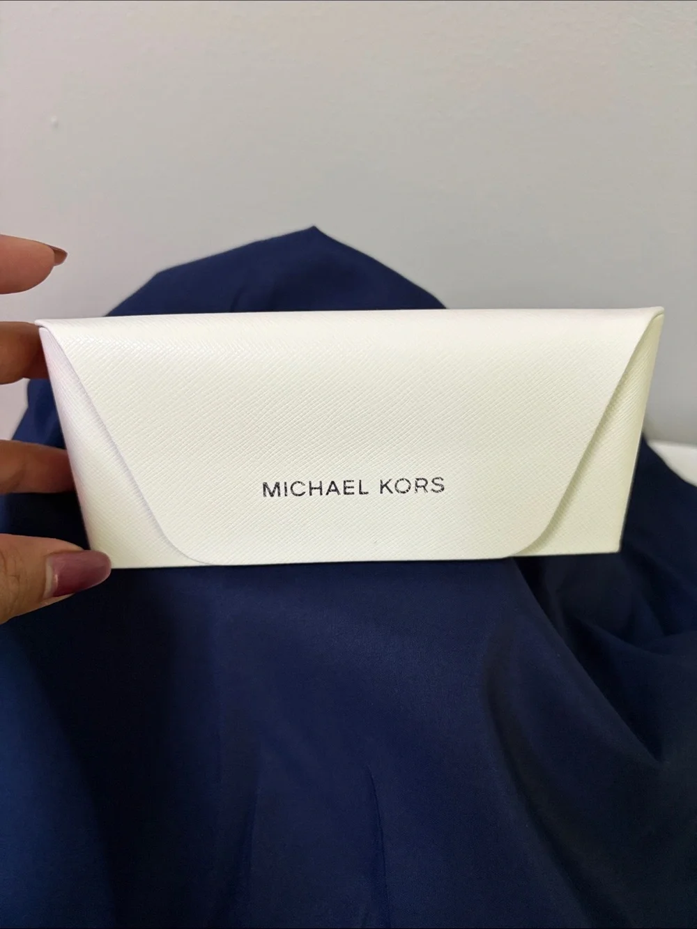 Michael Kors White Textured Sunglasses Case with Silver Logo
